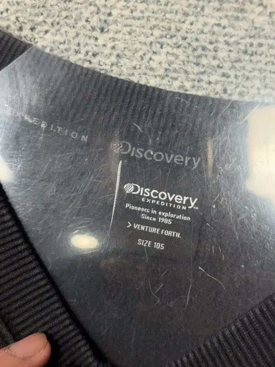 디스커버리 프린팅 블랙 맨투맨 105 상품이미지7