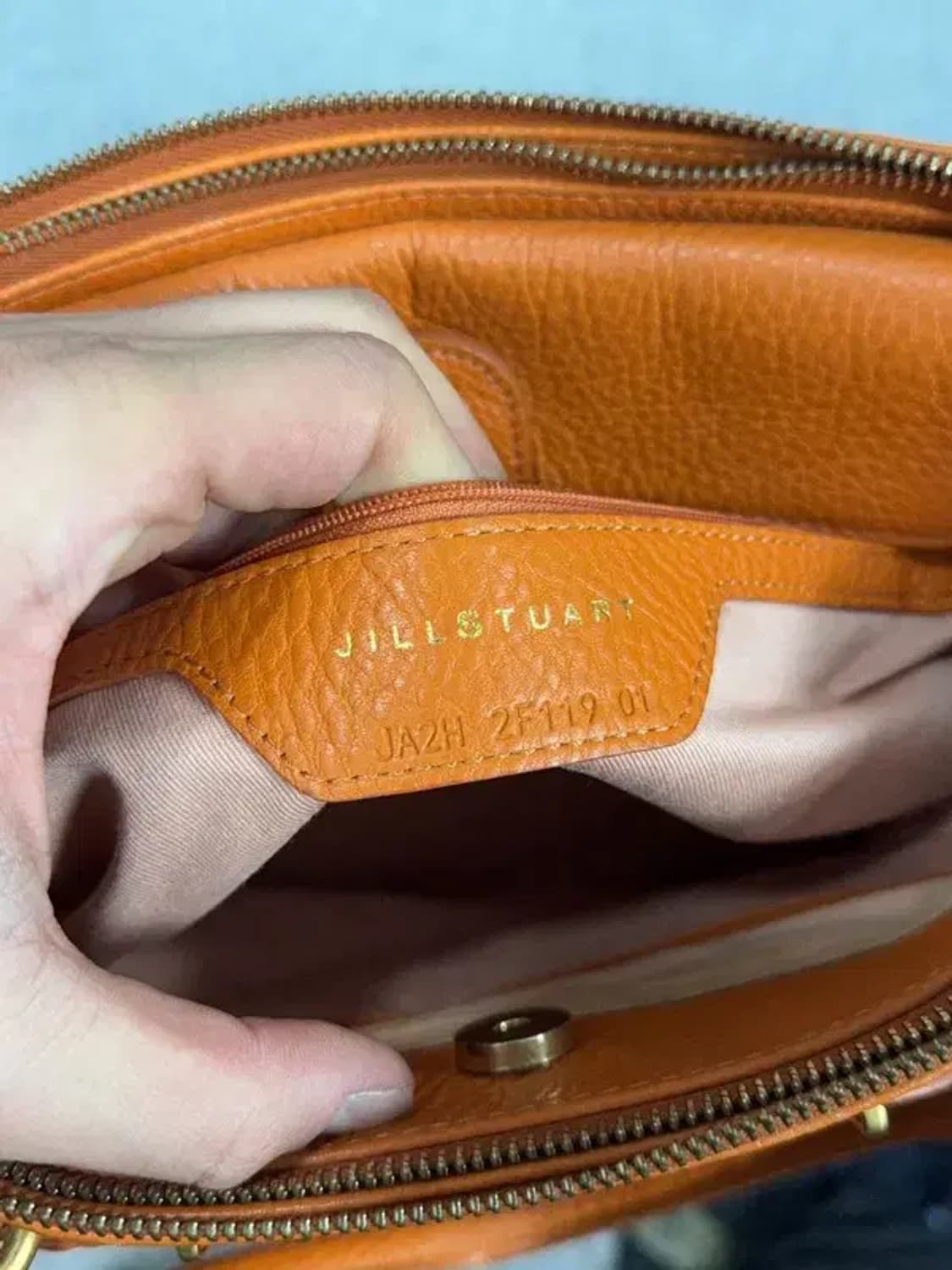 질스튜어트 오렌지 레더 토트백 상품이미지4