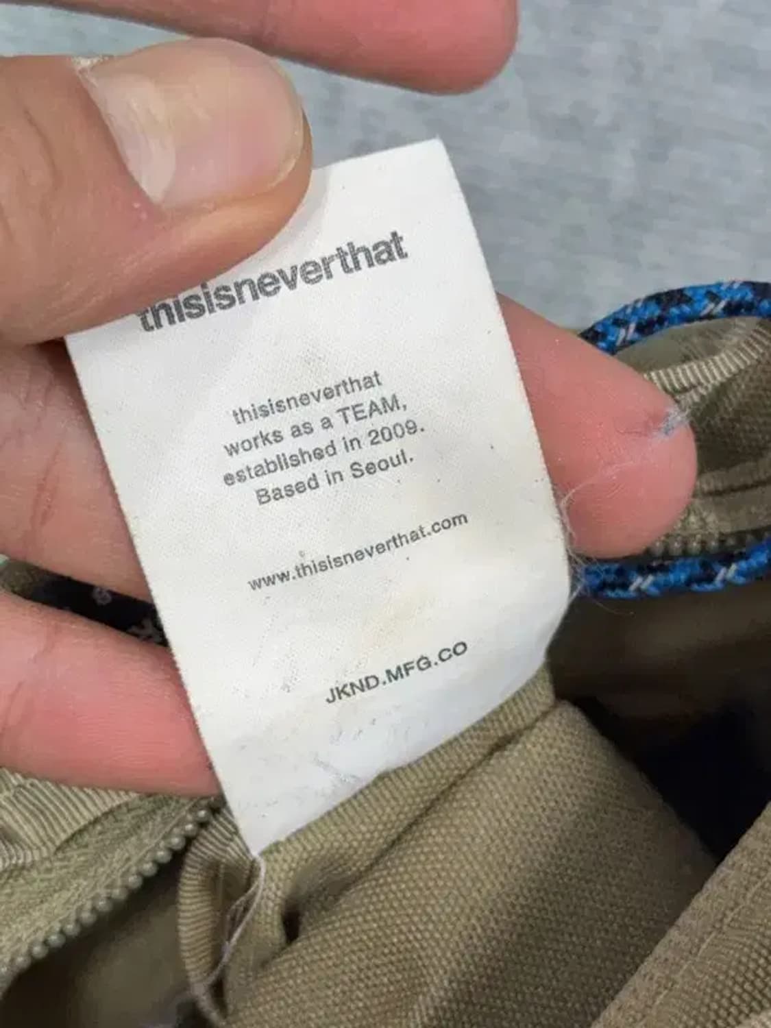 디스이즈네버댓 베이지 크로스 백 상품이미지6