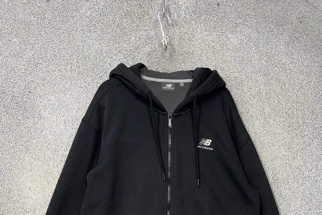 뉴발란스 블랙 로고 후드 집업 100(L) 상품이미지3