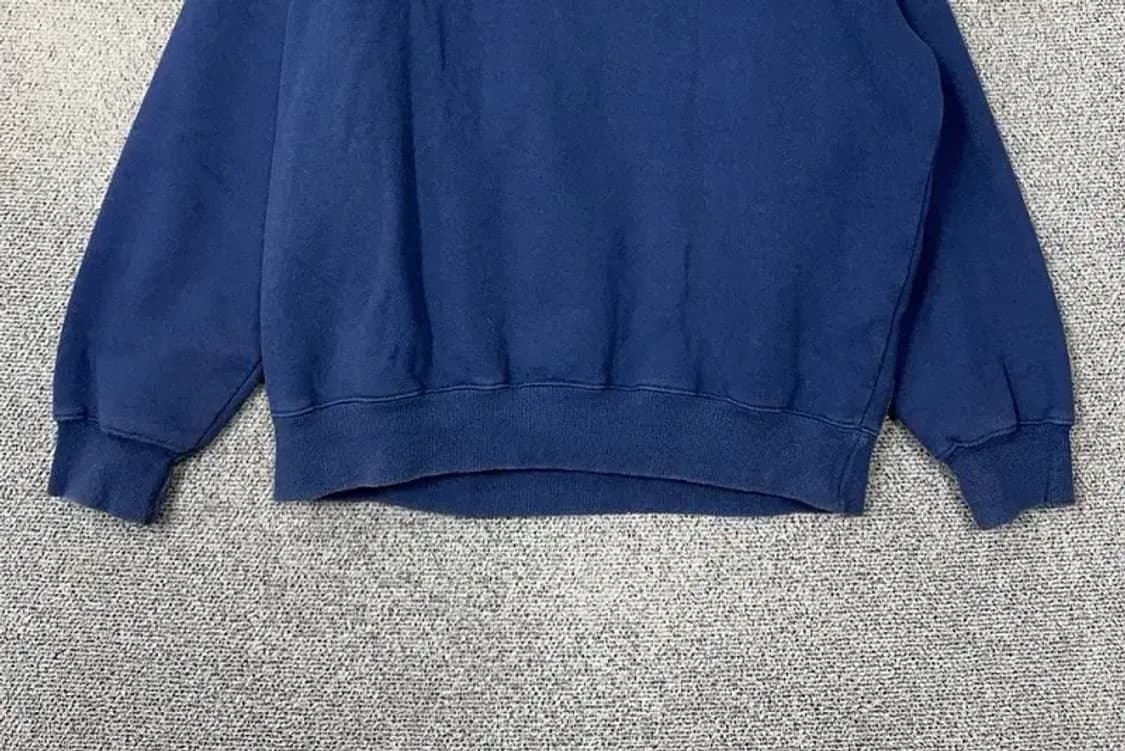 마하그리드 네이비 로고 맨투맨 S 상품이미지4