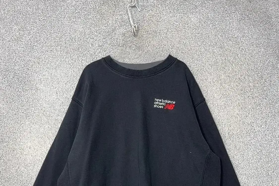 뉴발란스 블랙 로고 스웻셔츠 XL 상품이미지3