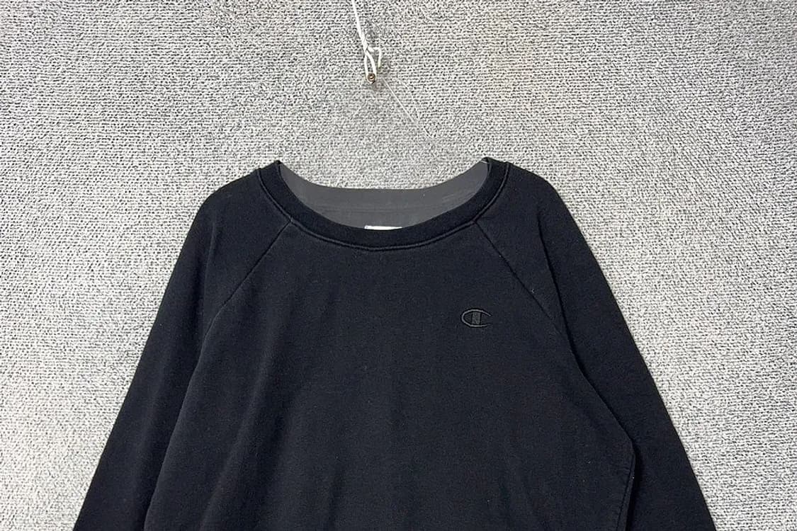 챔피온 블랙 무지 소매 로고 캐주얼 맨투맨 S/CH 상품이미지3
