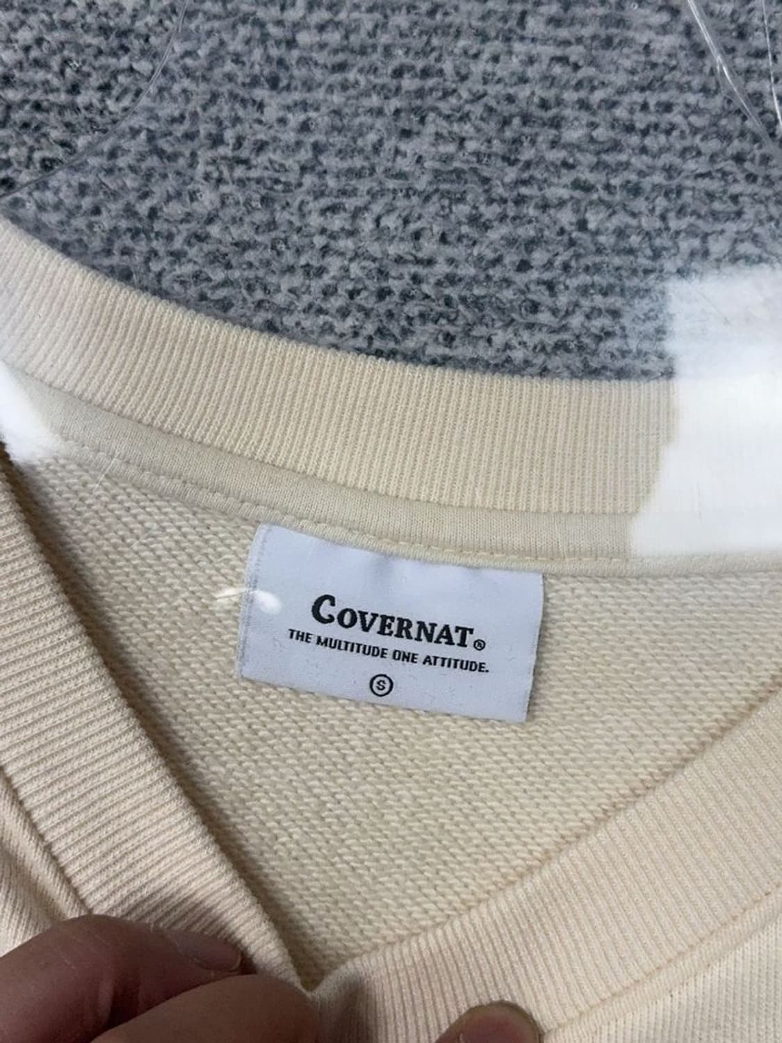 커버낫 크림 로고 프린팅 맨투맨 S 상품이미지7