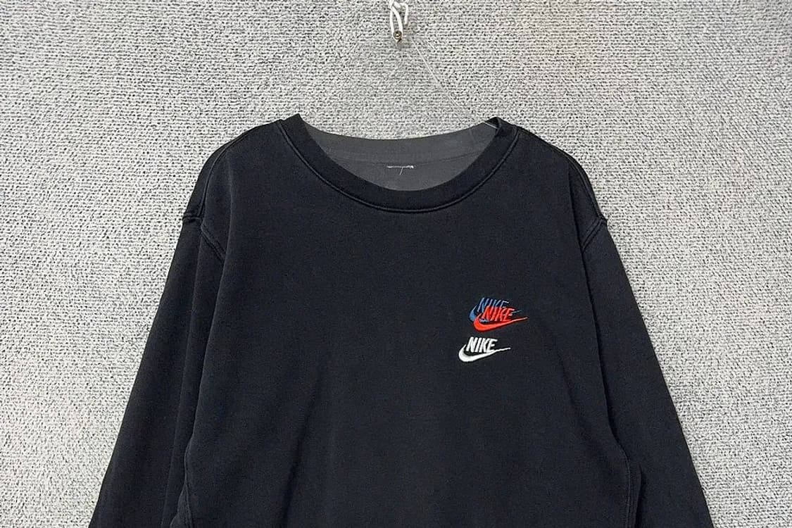 나이키 블랙 멀티 스우시 맨투맨 S 상품이미지3