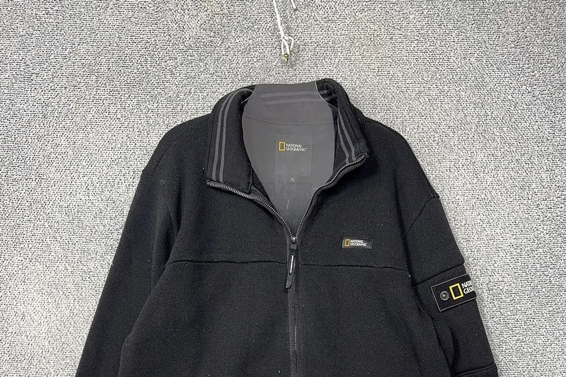 내셔널지오그래픽 블랙 로고 플리스 완장 후리스 105(XL) 상품이미지3