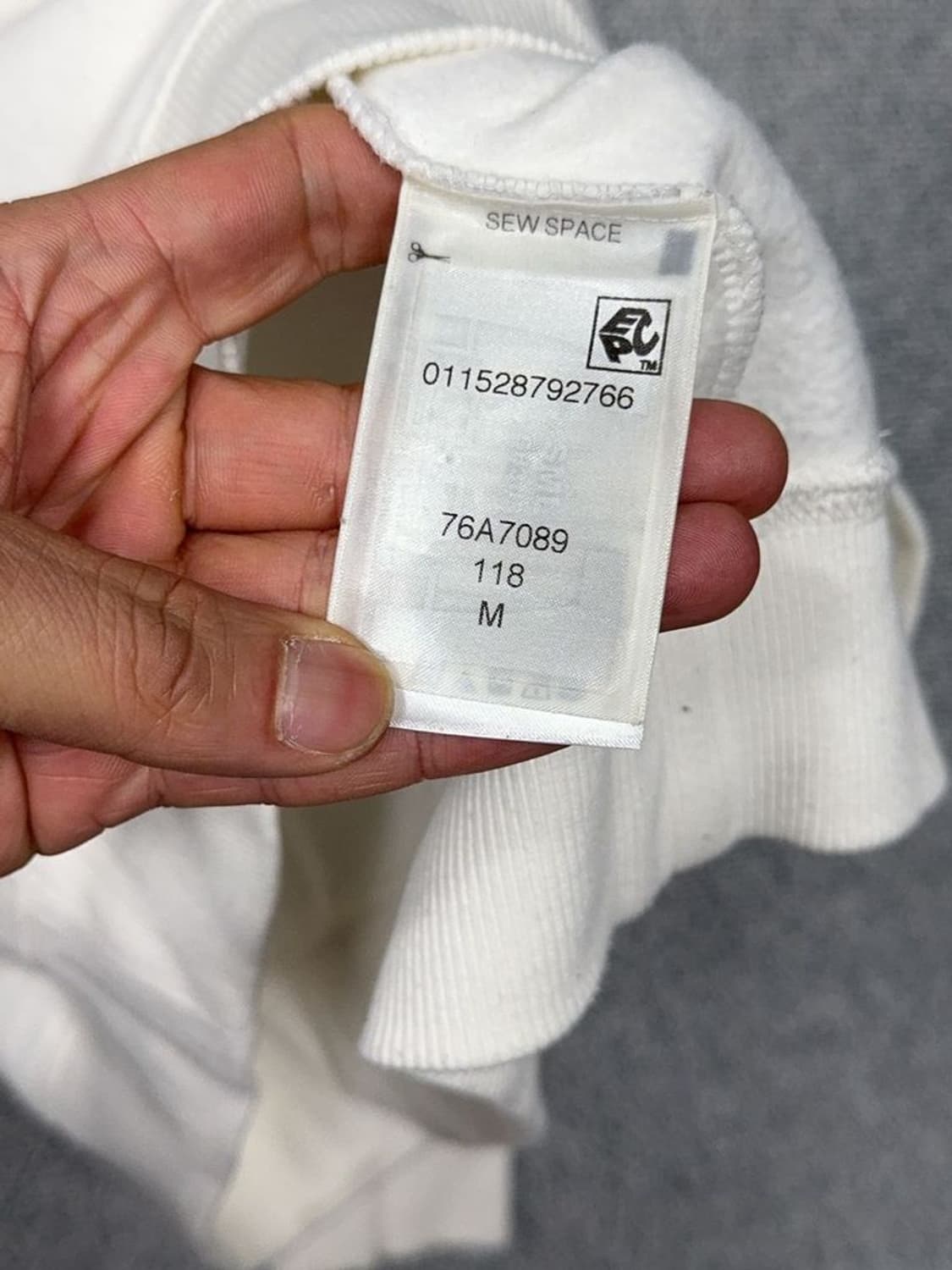 타미힐피거 프린팅 화이트 맨투맨 M 상품이미지9