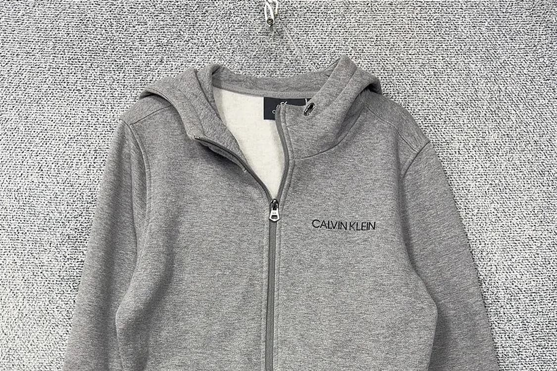 캘빈클라인 라이트 그레이 스펠 로고 후드 집업 S/P 상품이미지3