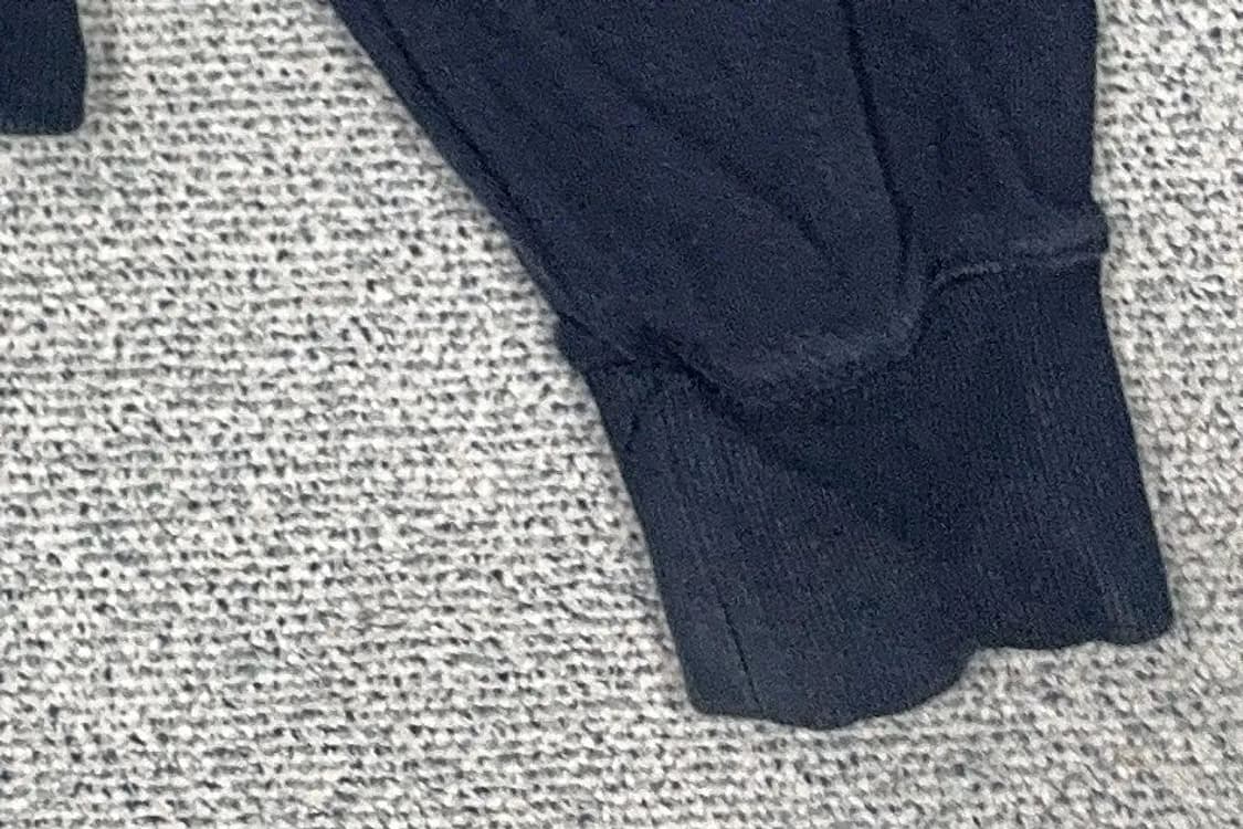 트래블 스펠 로고 반집업 네이비 맨투맨 L 상품이미지6