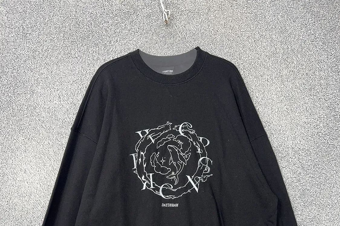 [새상품]꼼파뇨 프린팅 블랙 맨투맨 L 상품이미지3