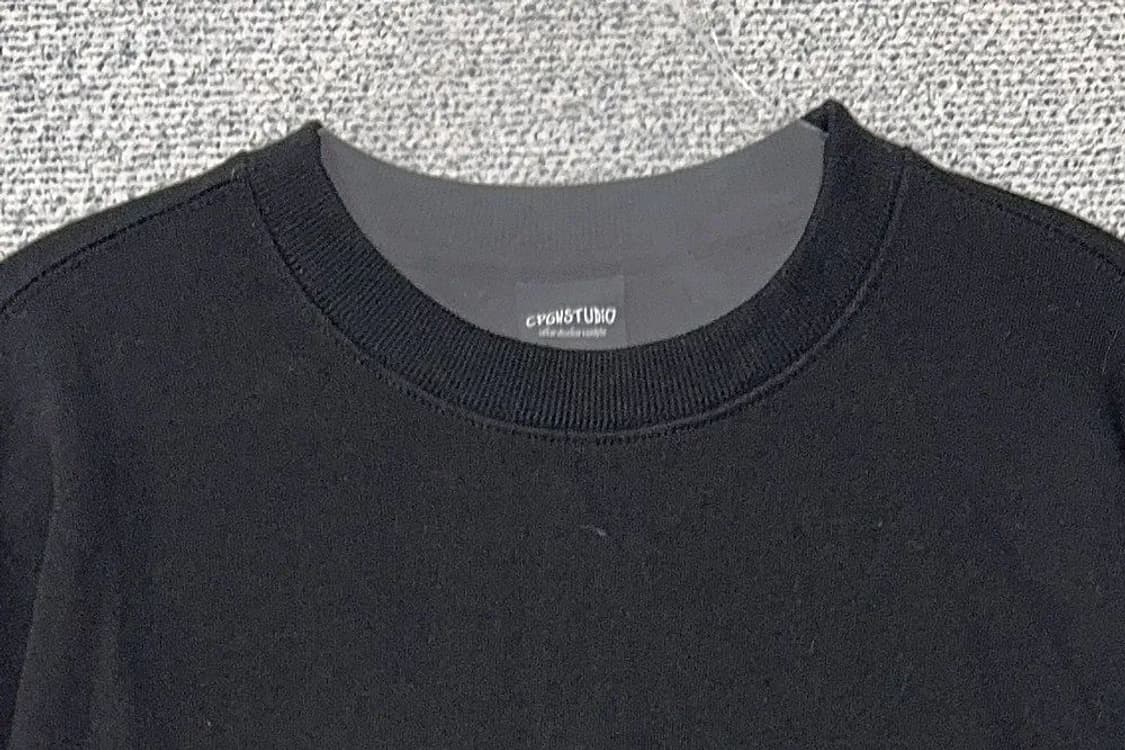 [새상품]꼼파뇨 프린팅 블랙 맨투맨 L 상품이미지5