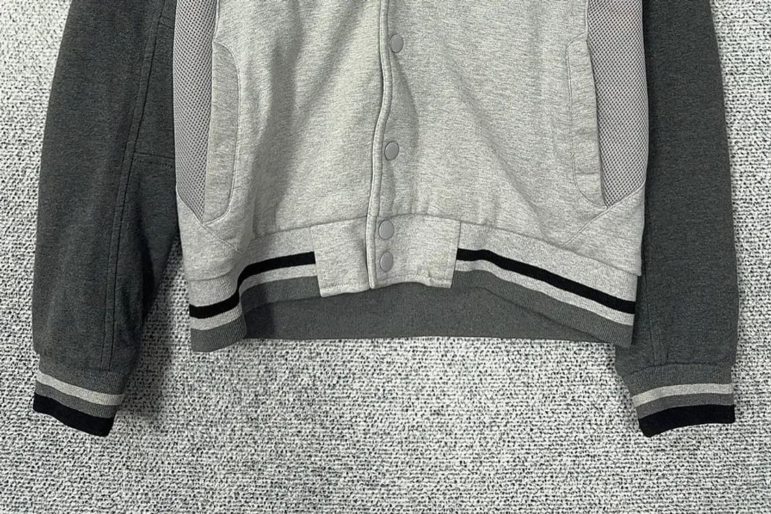 엠엘비 스펠 로고 라이트 그레이 스타디움 자켓 85 상품이미지4