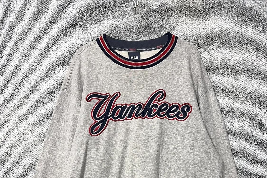 엠엘비 올드스쿨 뉴욕양키즈 라이트 그레이 맨투맨 95 상품이미지3