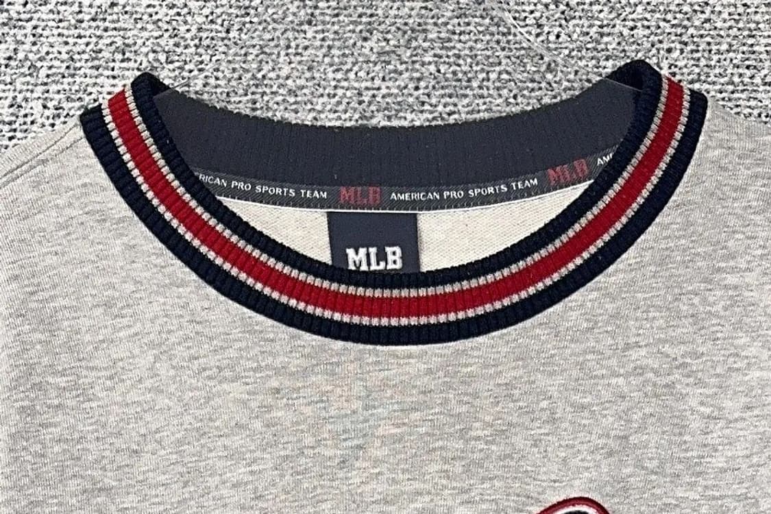 엠엘비 올드스쿨 뉴욕양키즈 라이트 그레이 맨투맨 95 상품이미지5