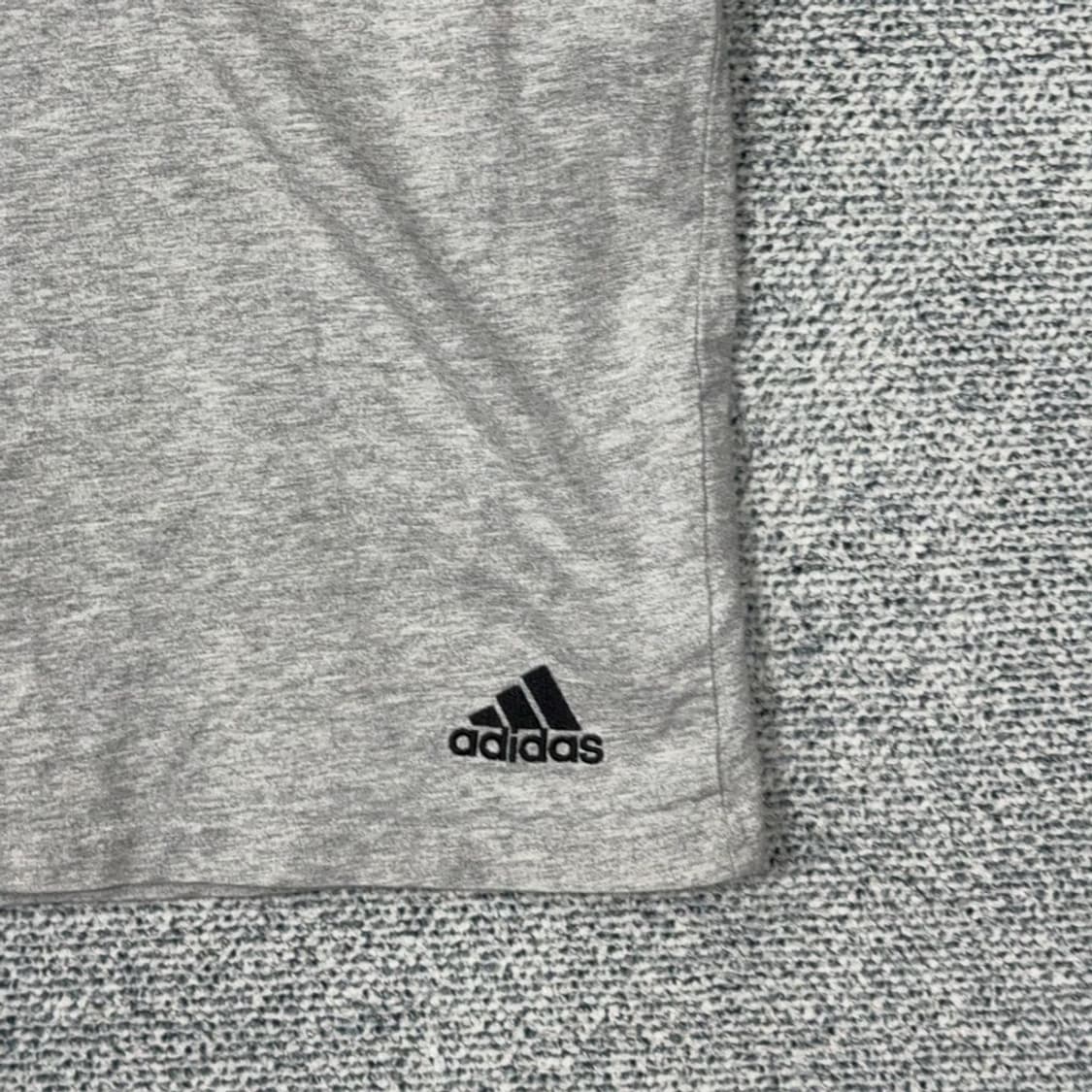 아디다스 미키마우스 로고 삼선 반팔 티 L 상품이미지3