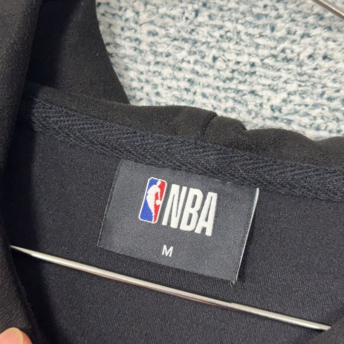 NBA 뉴욕닉스 로고 프린팅 블랙 후드티 M 상품이미지3