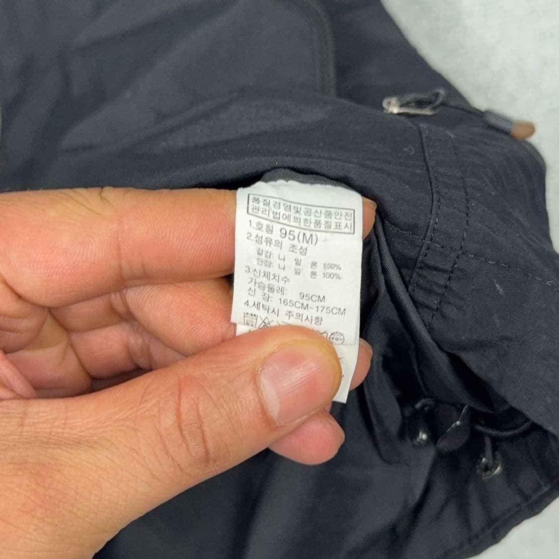 노스페이스 로고 블랙 등산 바람막이  95 상품이미지4