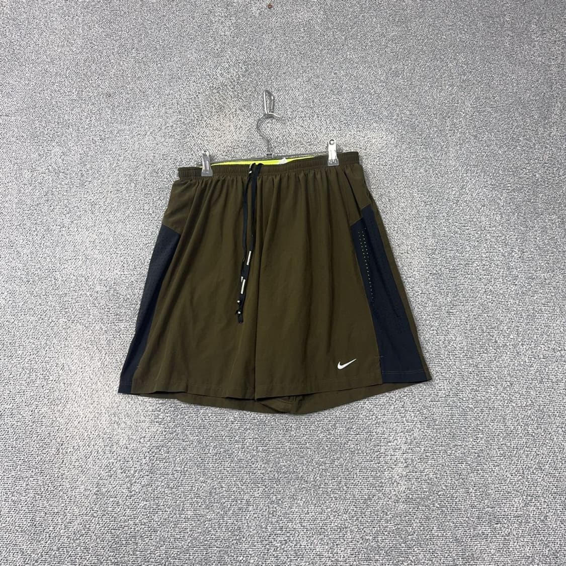 나이키 카키 로고 기능성 반바지 XXL 상품이미지1