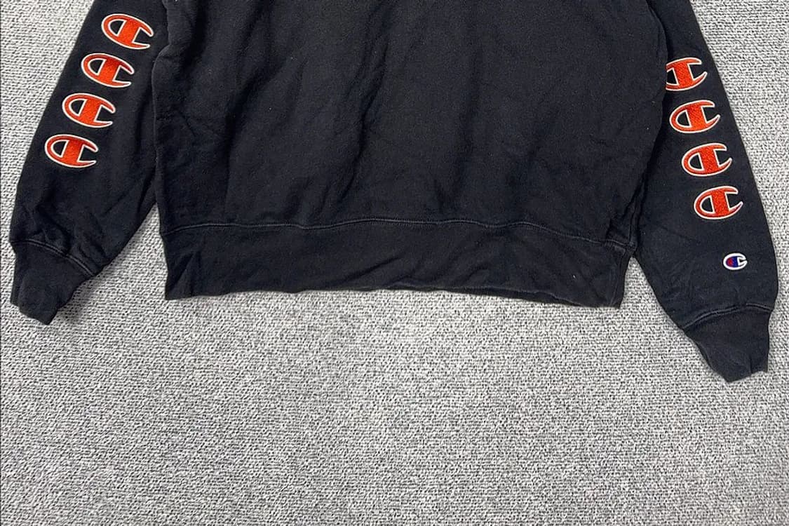 챔피온 프린팅 블랙 맨투맨 X-LARGE 상품이미지4