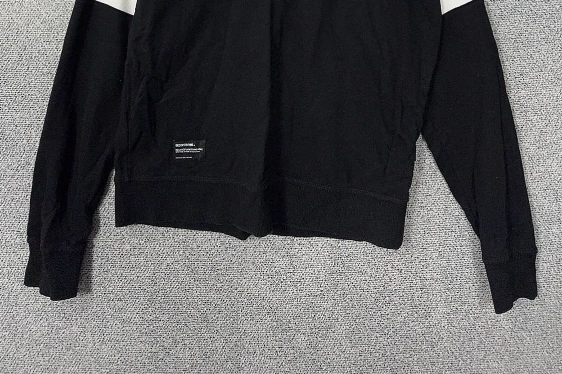 그루브라임 프린팅 블랙 맨투맨 MEDIUM 상품이미지4