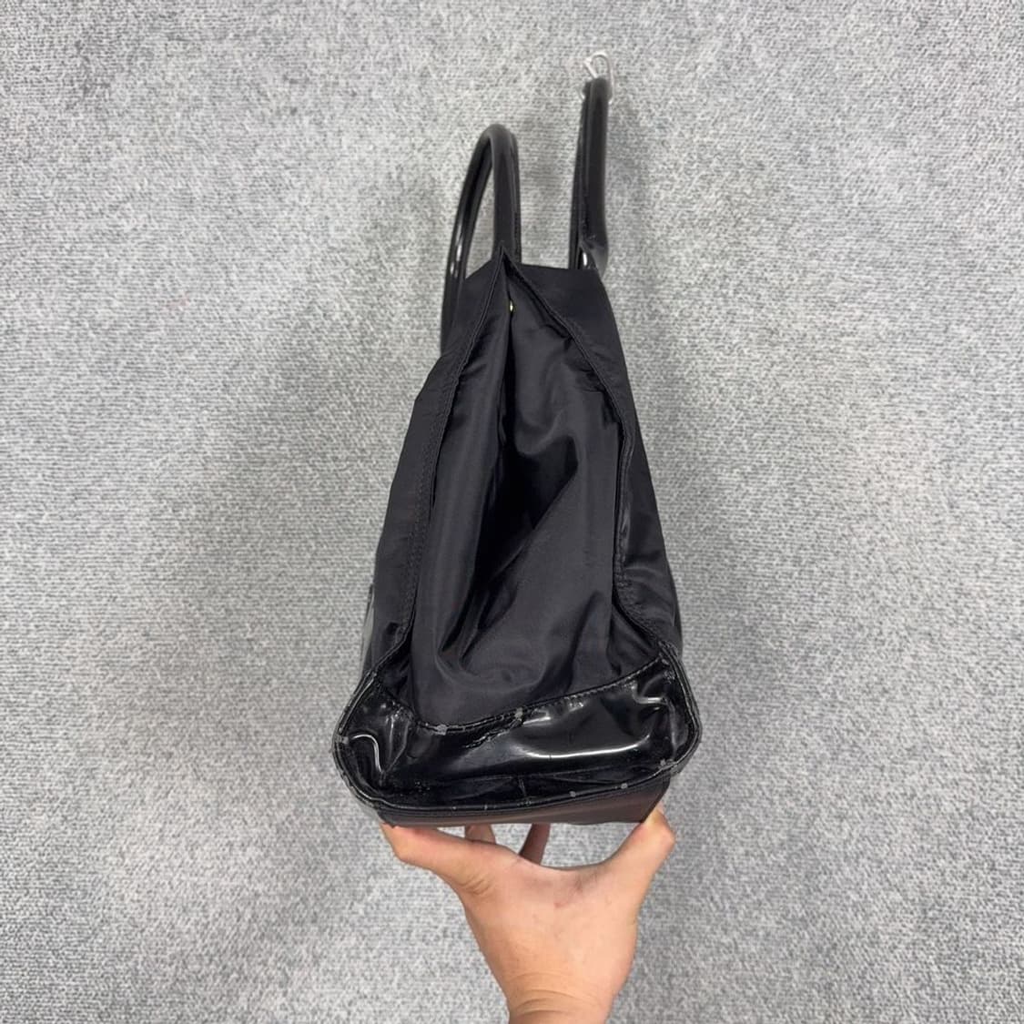 토리버치 블랙 로고 토트백 상품이미지4
