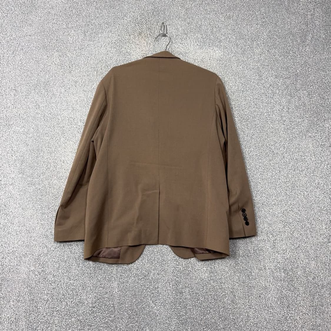 무신사스탠다드 베이지 투버튼 클래식 블레이저 L 상품이미지2