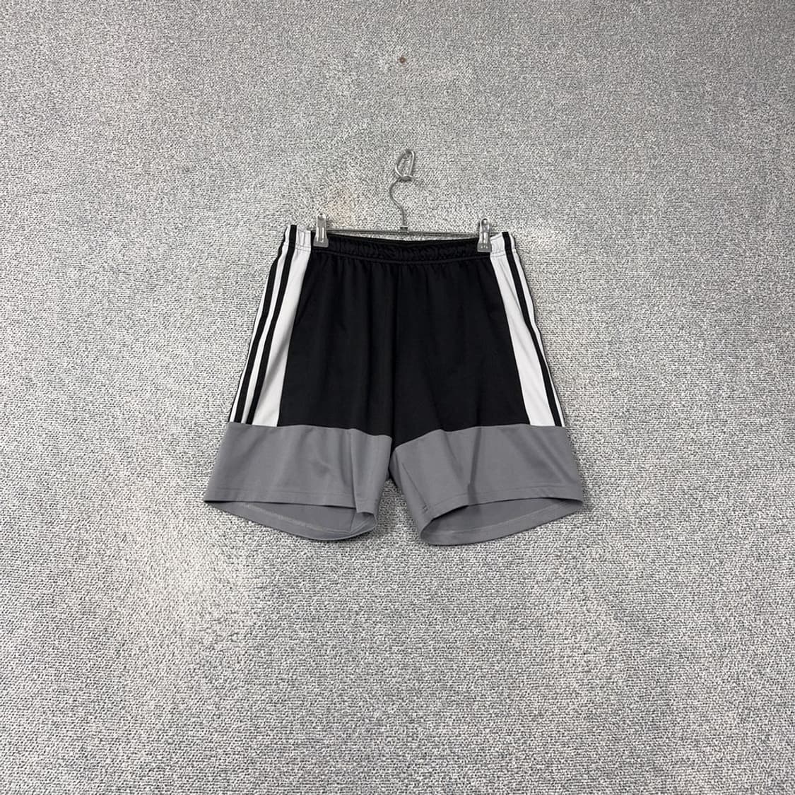 아디다스 블랙 기능성 반바지 100 상품이미지1