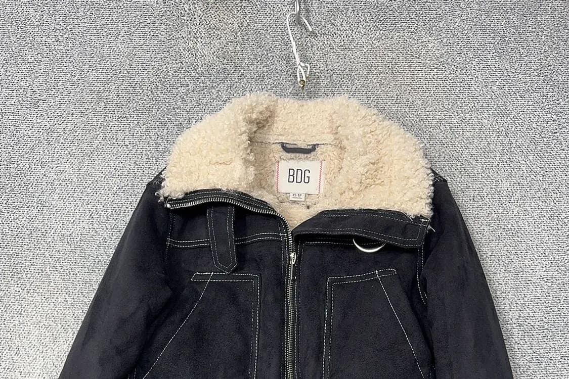 [새상품]BDG 여성 빈티지 스티치 무스탕 자켓 XS 상품이미지3