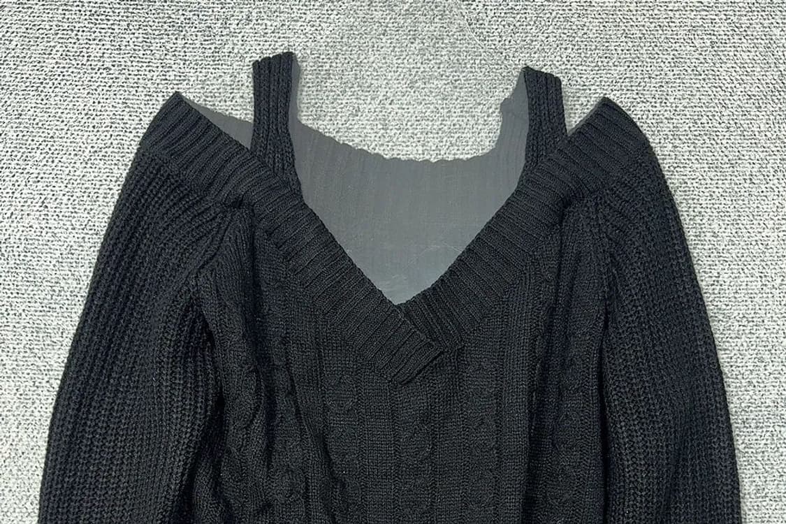 여성 오버 브이넥 블랙 니트 상품이미지3