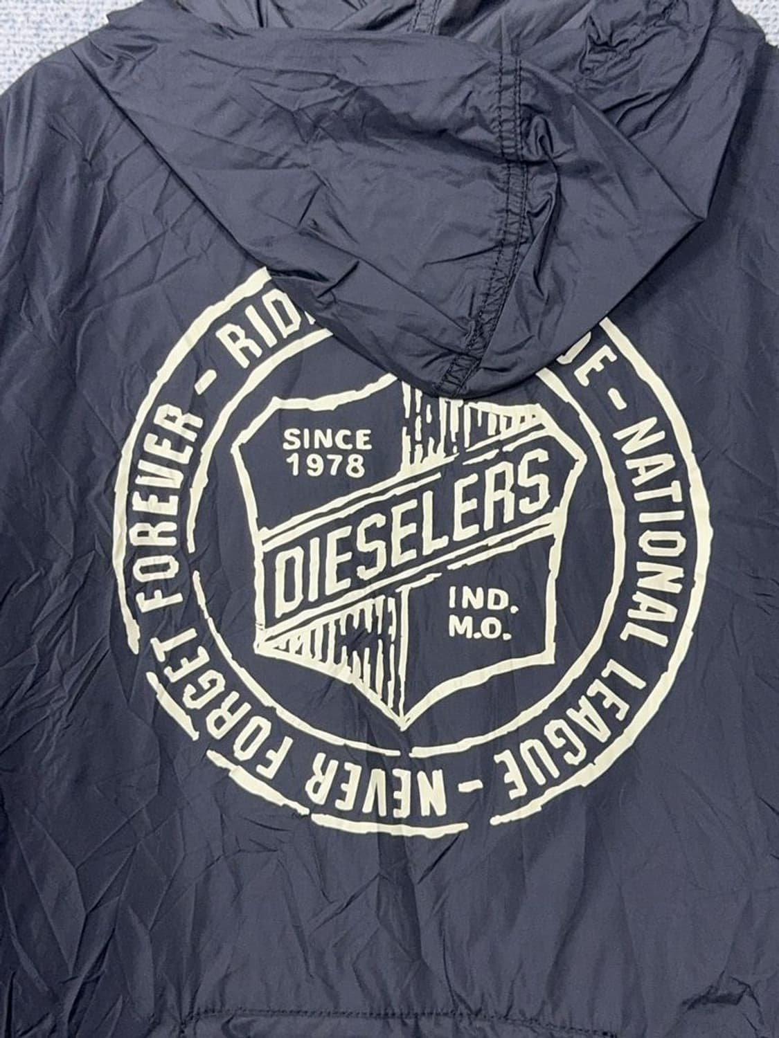 디젤 빈티지 백프린팅 후드 바람막이 M 상품이미지8