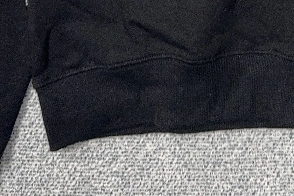 [새상품]꼼파뇨 프린팅 블랙 맨투맨 L 상품이미지7