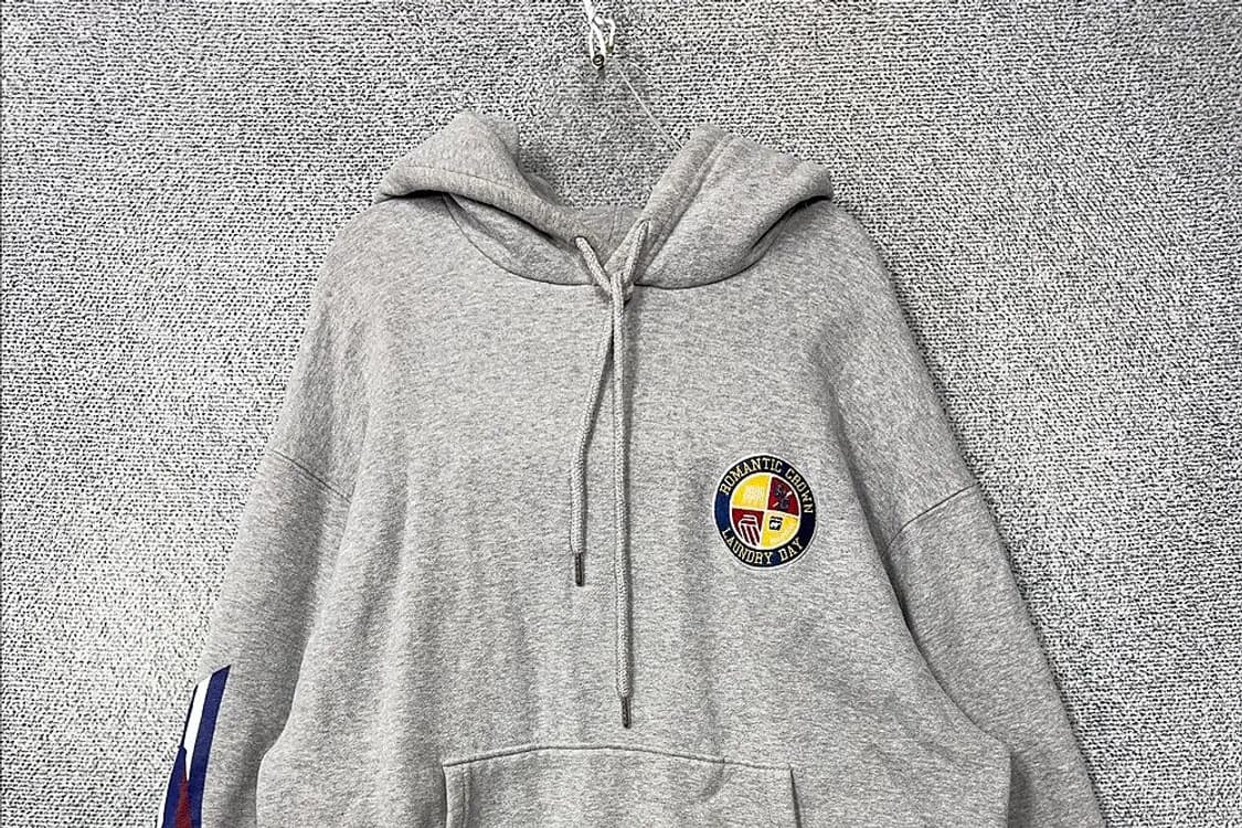 로맨틱크라운 라이트 그레이 로고 오버핏 후드티 M 상품이미지3