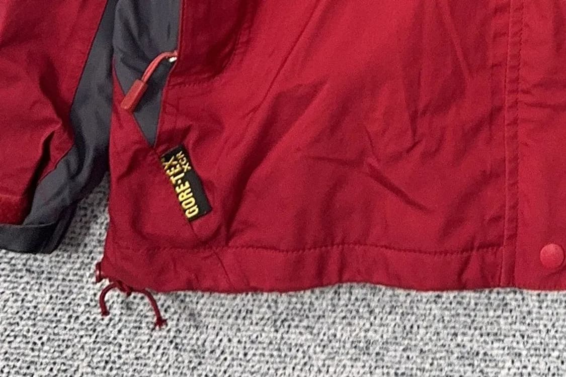 밀레 레드 고어텍스 기능성 바람막이 90 상품이미지6