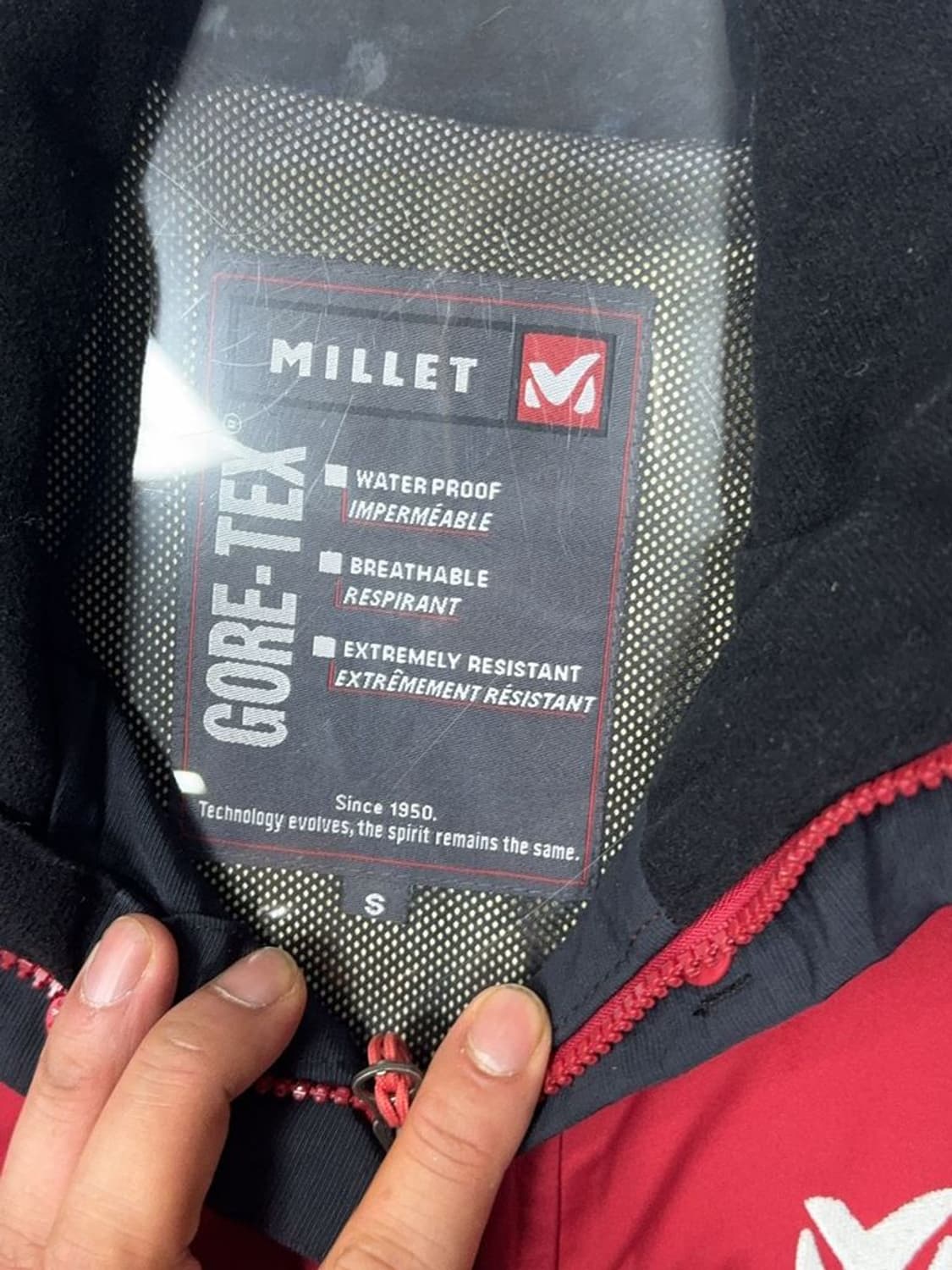 밀레 레드 고어텍스 기능성 바람막이 90 상품이미지8