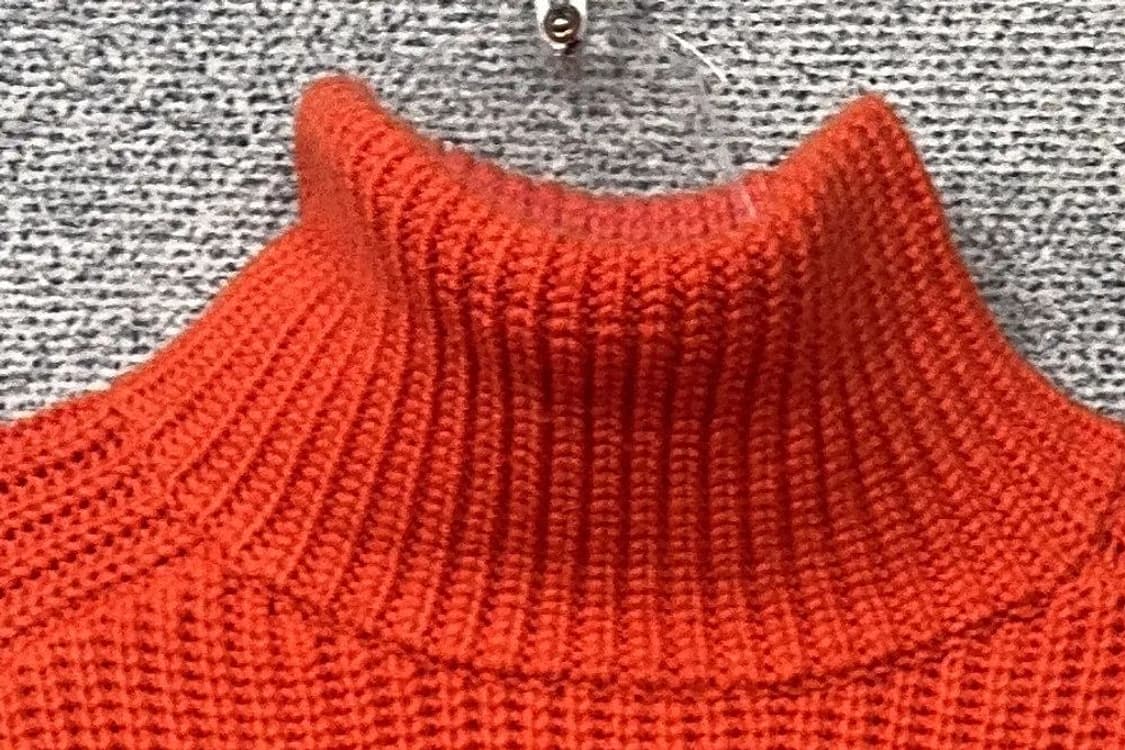 코스 레드 폴라 오버핏 니트 XS 상품이미지5