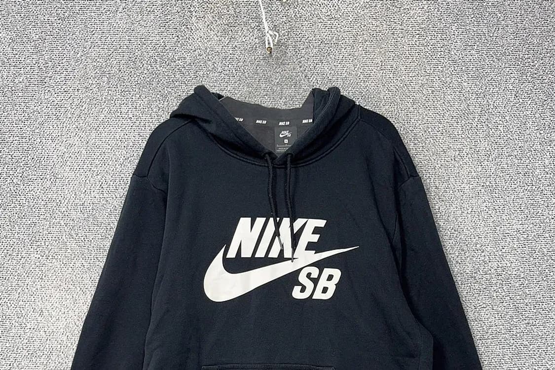 나이키 스우시 프린팅 블랙 후드티 8 상품이미지3