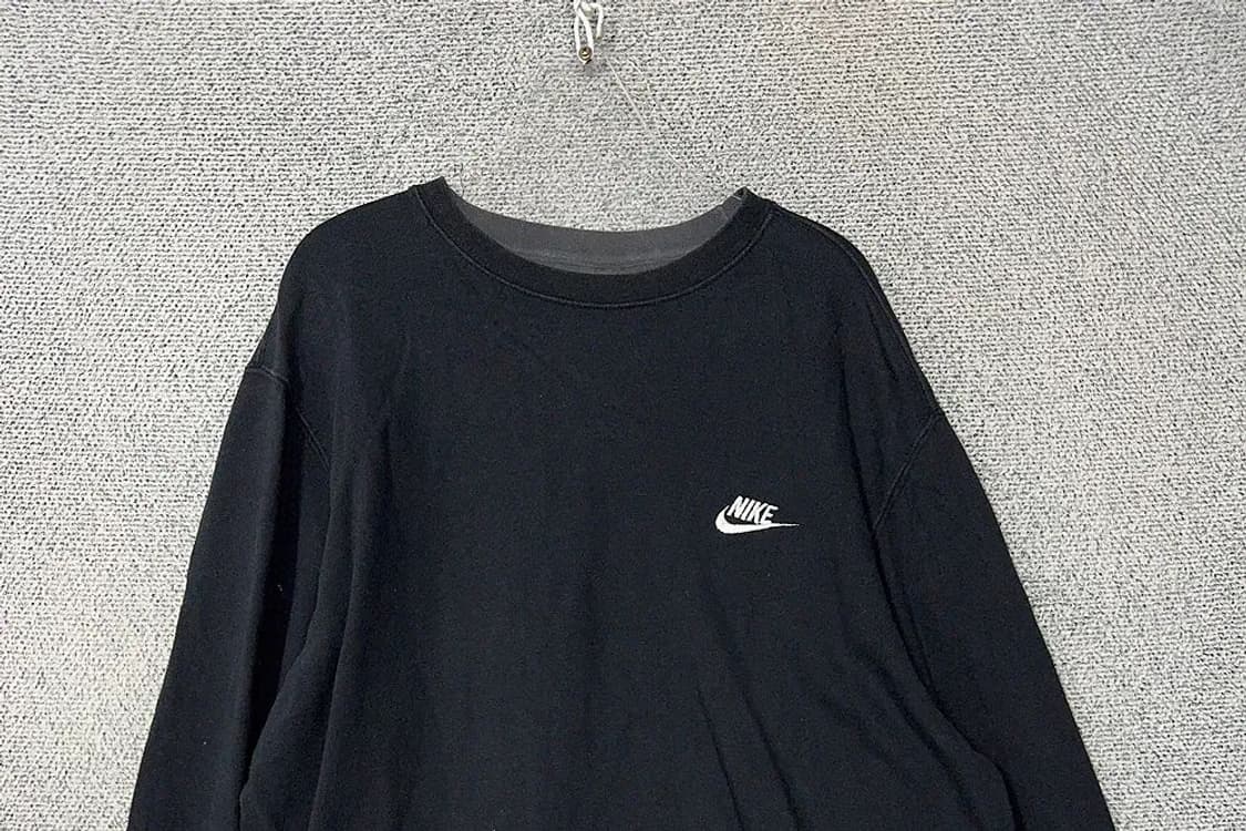 나이키 블랙 로고 맨투맨 XXL 상품이미지3
