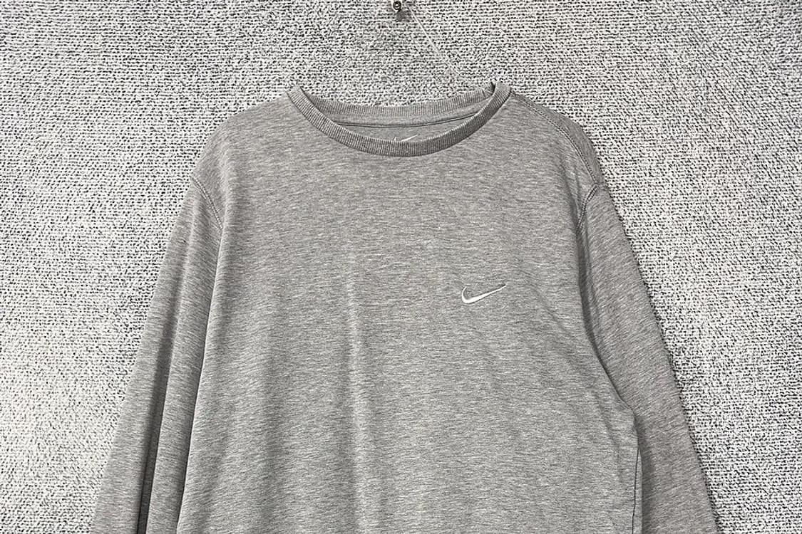 나이키 라이트 그레이 로고 맨투맨 L 상품이미지3