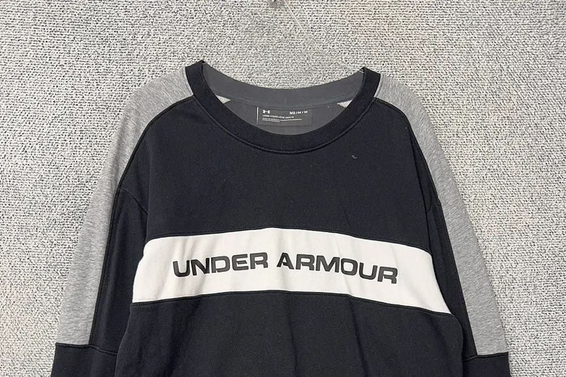 언더아머 프린팅 블랙 맨투맨 MD/M/M 상품이미지3