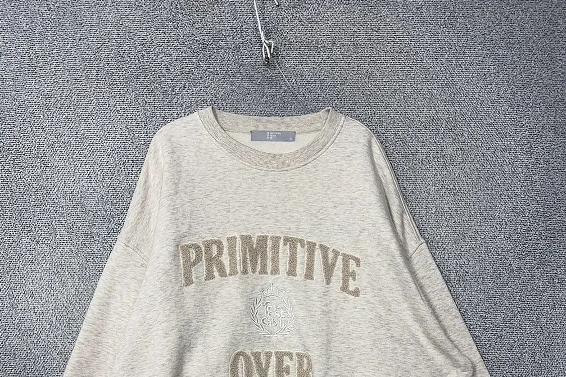 에잇세컨즈 프린팅 아이보리 베이지 맨투맨 XL 상품이미지3