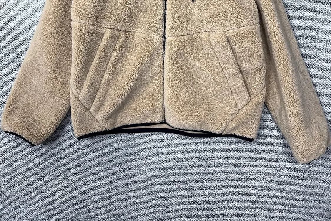 내셔널지오그래픽 베이지 양털 뽀글이 로고 후리스 후드집업 XL 상품이미지4