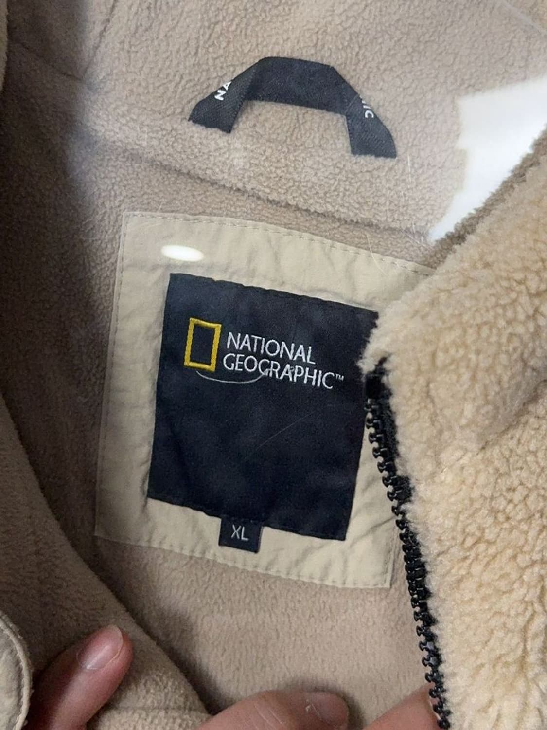 내셔널지오그래픽 베이지 양털 뽀글이 로고 후리스 후드집업 XL 상품이미지7