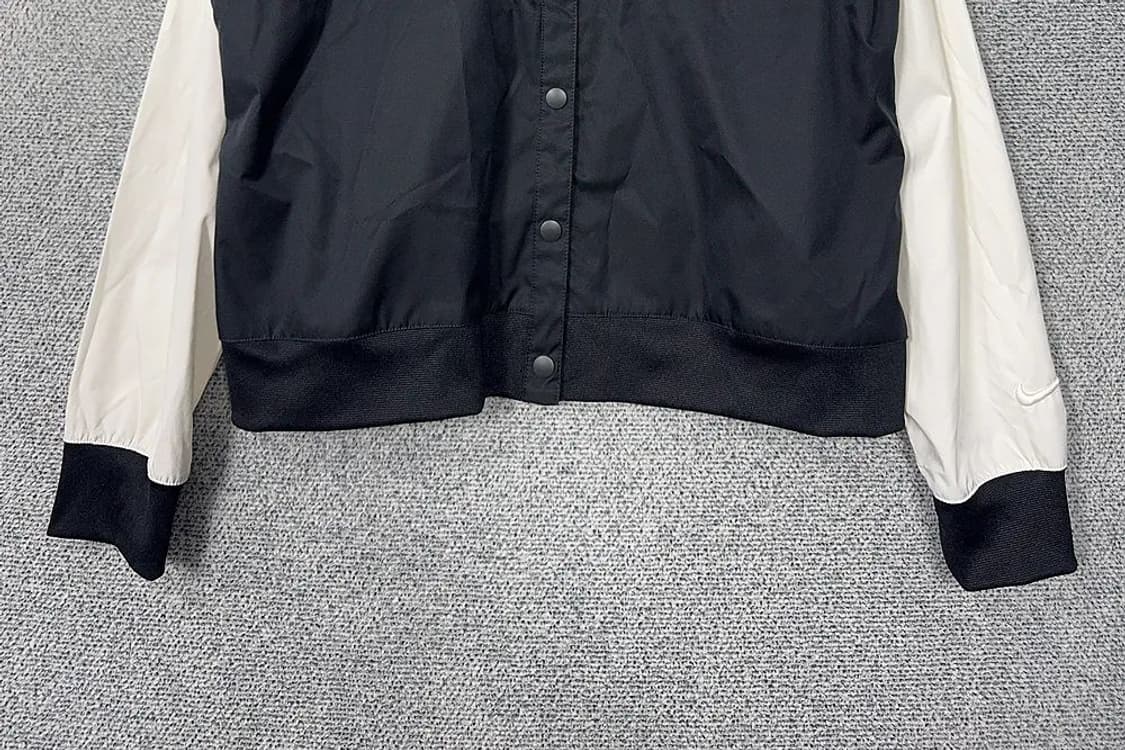 나이키 여성 빅로고 프린팅 블랙 스타디움 자켓 XXL 상품이미지4