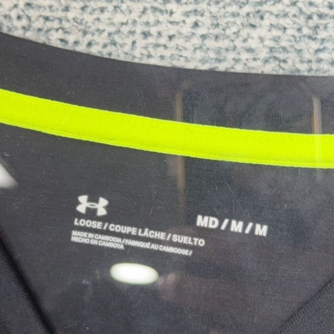 언더아머 프린팅 블랙 포켓 기능성 맨투맨 MD/M/M 상품이미지3