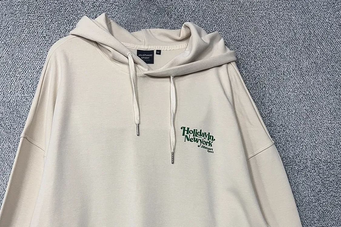 질스튜어트 크림 백프린팅 후드티 100(L) 상품이미지3