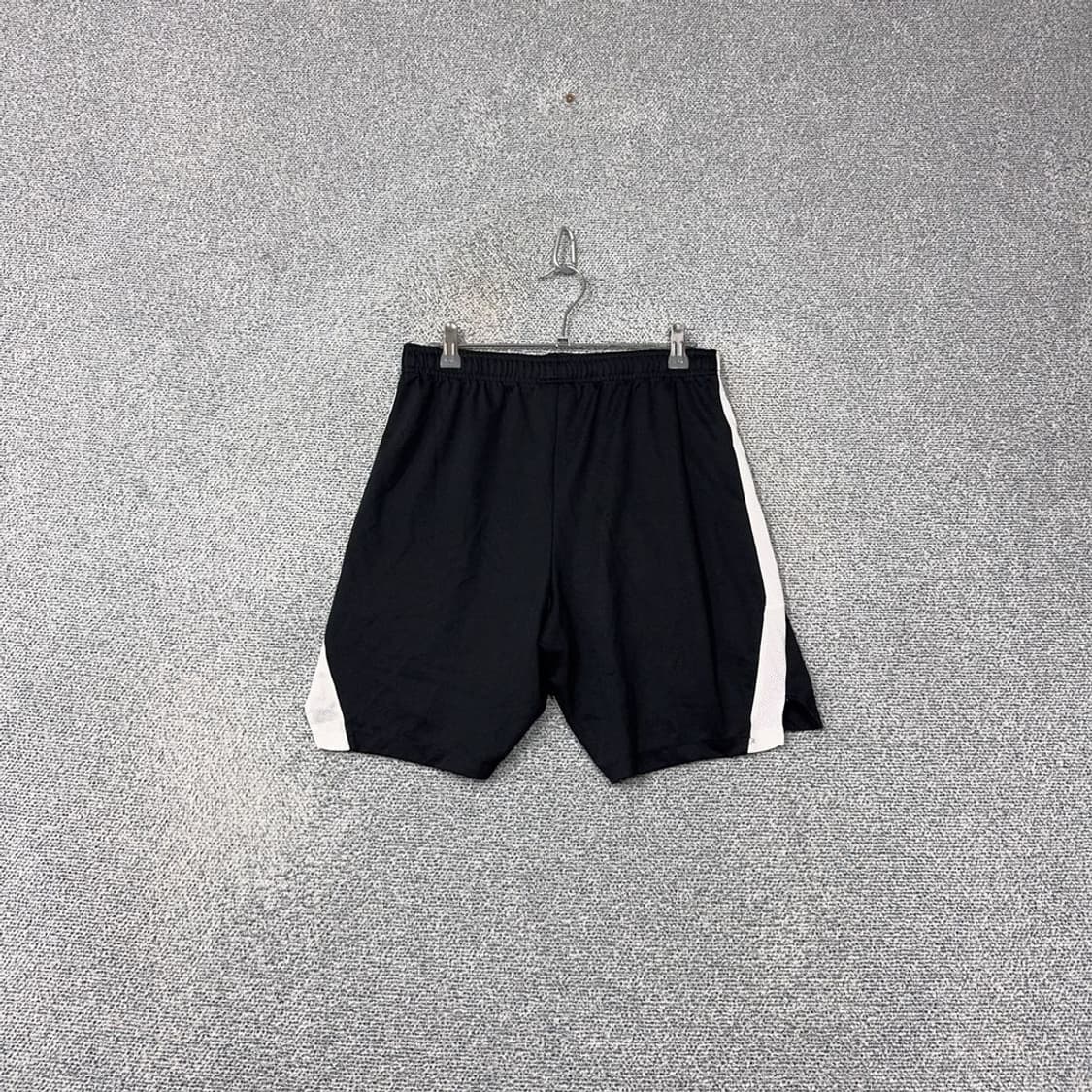 나이키 드라이핏 로고 기능성 반바지 M 상품이미지2