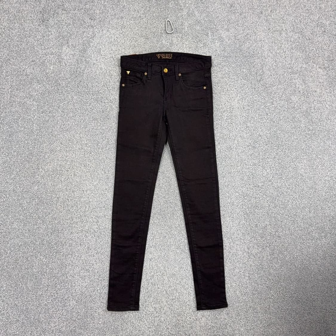 게스 블랙 삼각 로고 스키니진 26 상품이미지1