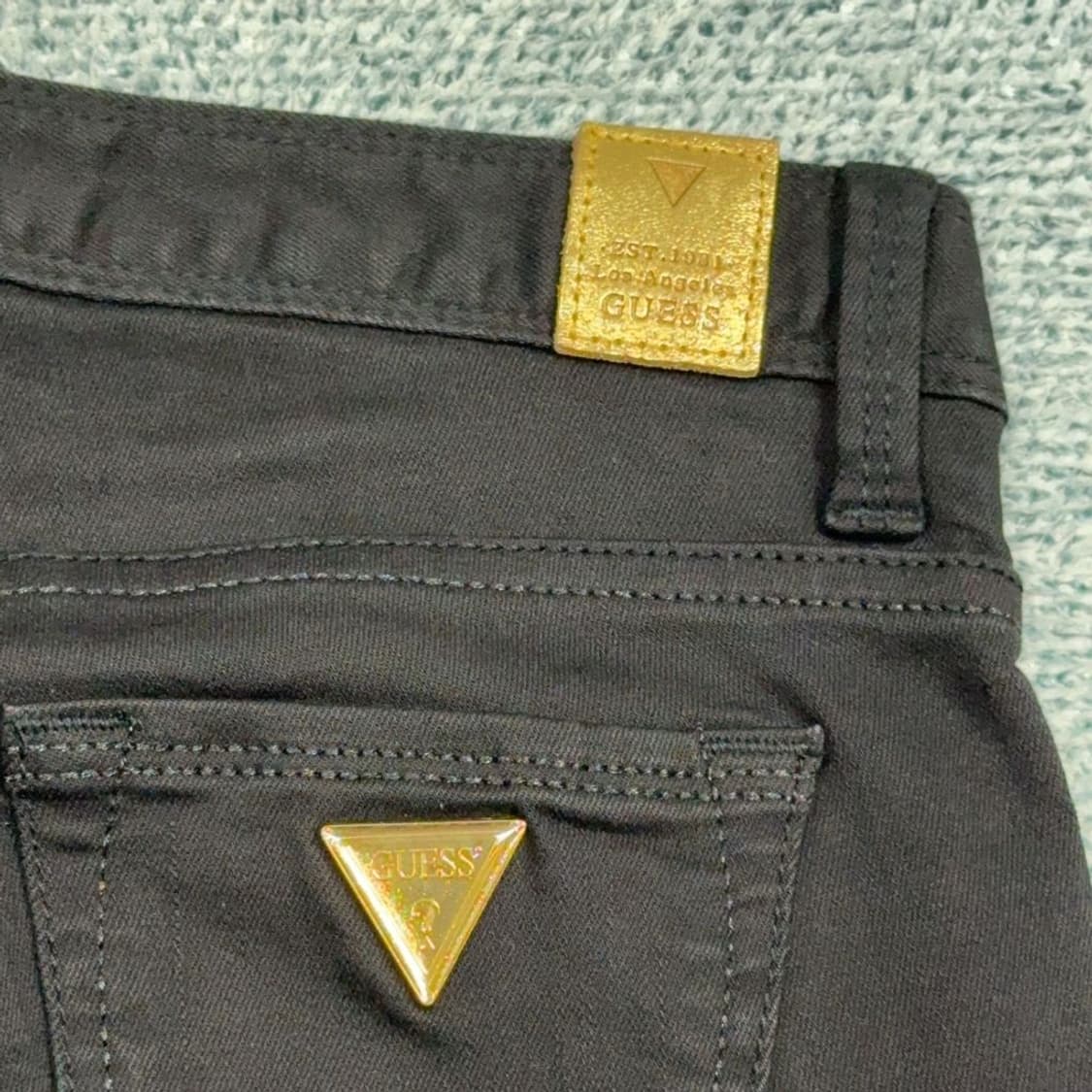 게스 블랙 삼각 로고 스키니진 26 상품이미지5