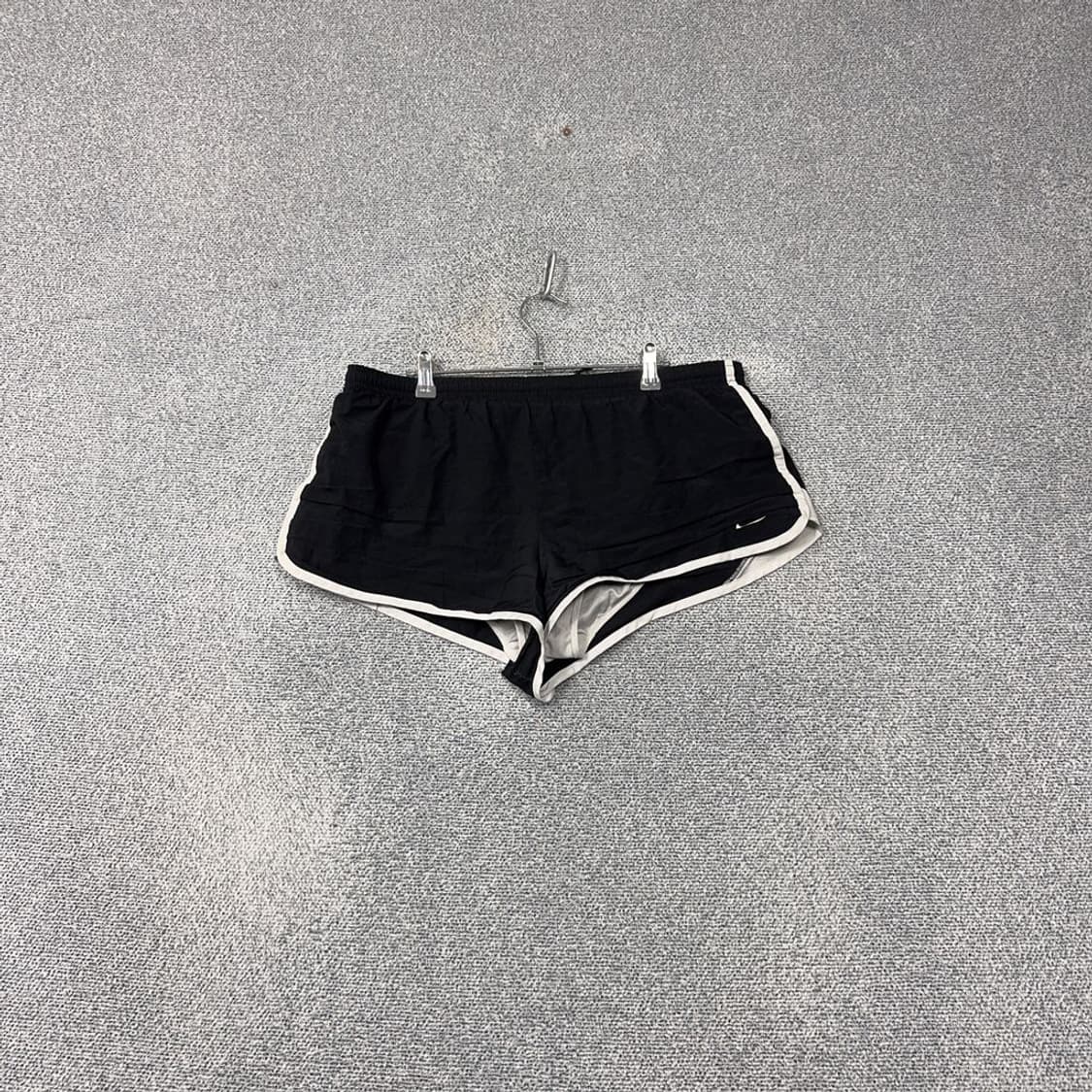 나이키 블랙 돌핀팬츠 L 상품이미지1