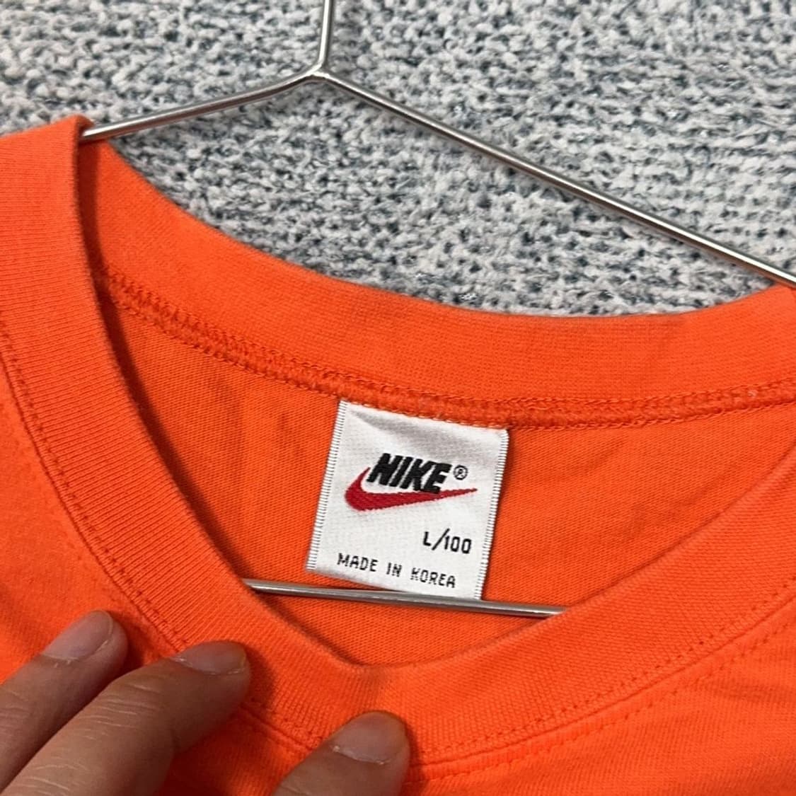 나이키 올드스쿨 로고 오렌지 반팔 티 L/100 상품이미지3